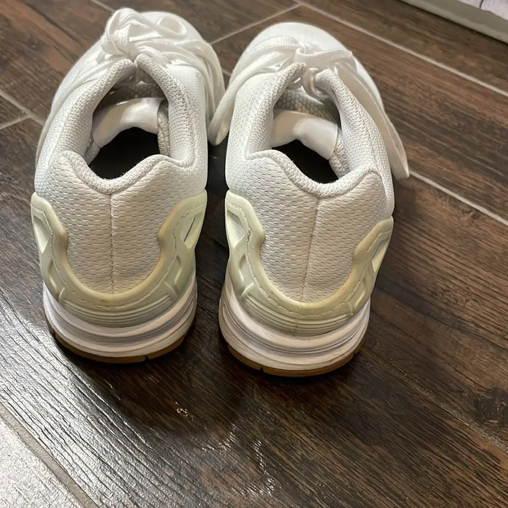 👟 Men’s White Adidas ZX Flux - Size 11 - Great Used Condition
